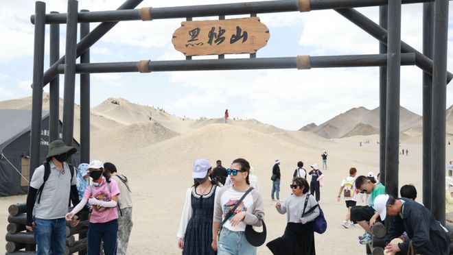 茫崖旅拍：新兴业态助推文旅腾飞