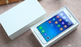 OPPO R9的屏幕尺寸是多少？oppor9 手机「OPPO R9的屏幕尺寸是多少？」